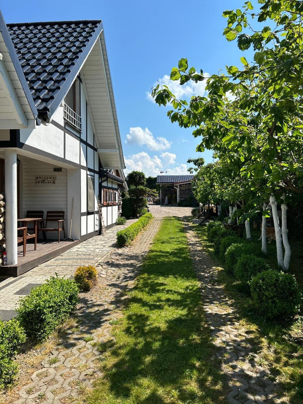 Pokoje Goscinne Nad Morzem 보볼린 외부 사진