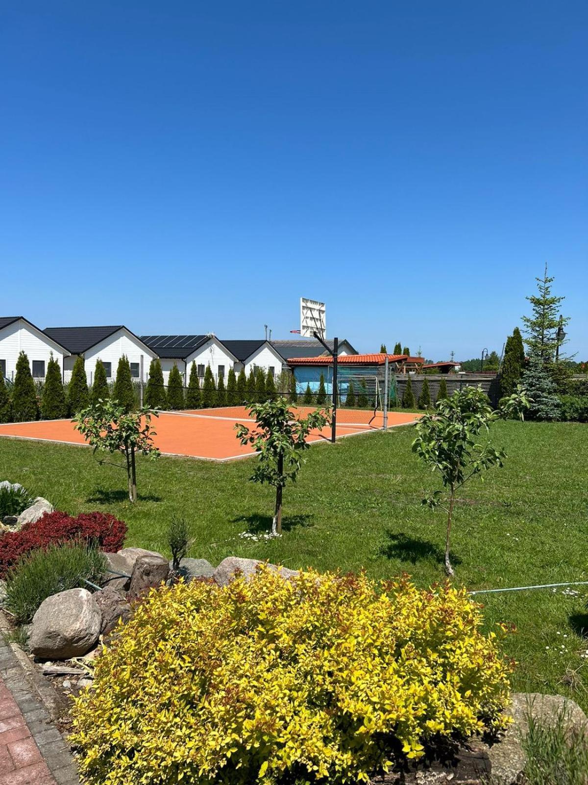 Pokoje Goscinne Nad Morzem 보볼린 외부 사진