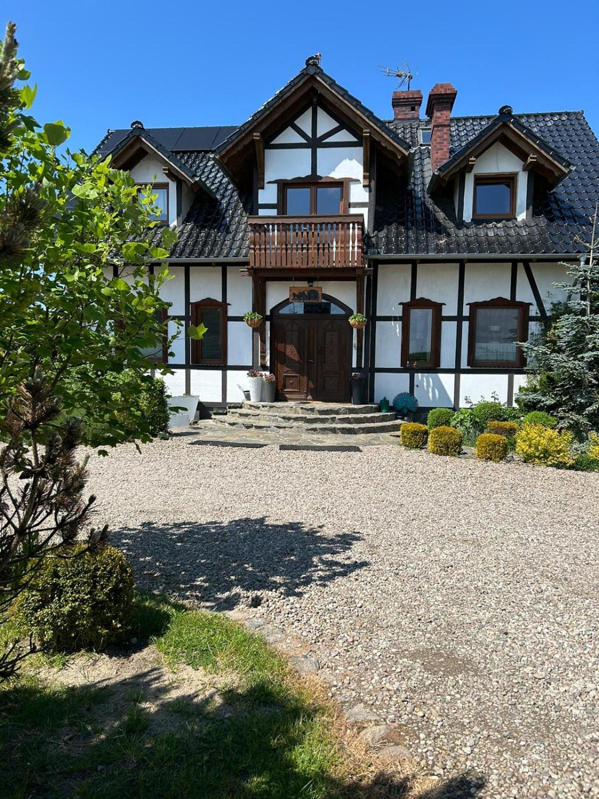 Pokoje Goscinne Nad Morzem 보볼린 외부 사진